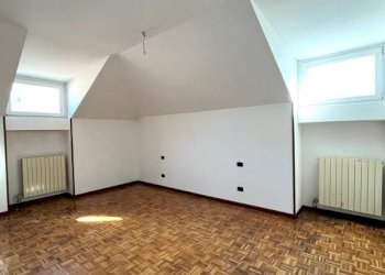 Camera da letto - Three-room apartment via della Fonte, Nave - photo 17
