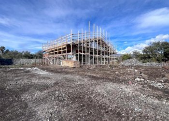 WhatsApp Image 2025-11-08 at 11.39.30 (6).jpeg - Villa Pedara - foto 12