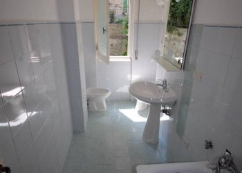 Appartamento via Erpidio Berno, Genova (zona Marassi) - foto 6
