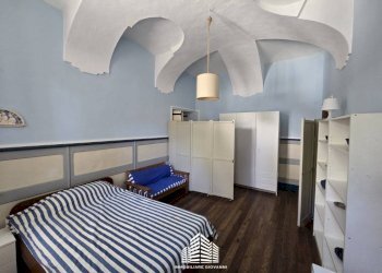 Camera da letto - Bilocale via Vittorio Emanuele II, 206, Bra - foto 8