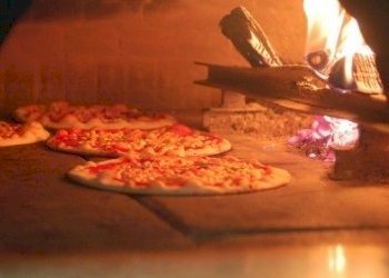 pizzeria_da_asporto_2110133429665815650.jpg - Pizzeria Via di Sant'Alessio, Lucca - foto 6