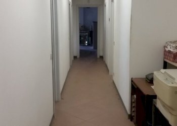 20160523_101331.jpg - Locale Commerciale Via del Seminario, Lucca - foto 6