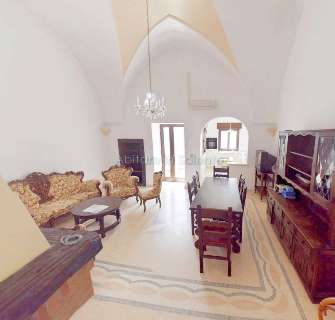 Sala - Casa indipendente via Vittorio Veneto, Gagliano del Capo - foto 2