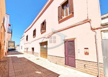 Facciata - Casa indipendente Castrignano del Capo - foto 1