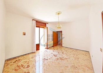 Camera da letto - Casa indipendente Castrignano del Capo - foto 26