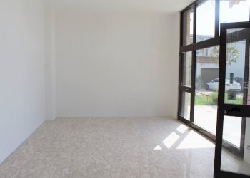 IMG_1782.png - Locale Commerciale via Nazionale, Perano - foto 2