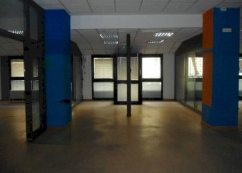 Interno non residenziale - Ufficio via Capo di Lucca, Bologna (zona Irnerio) - foto 8