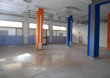 open - Ufficio via Capo di Lucca, Bologna (zona Irnerio) - foto 32