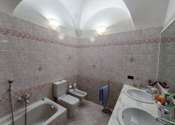 07 Bagno padronale.jpg - Casa semi indipendente Ameglia - foto 8