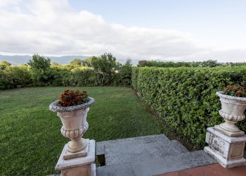 06 Vista   giardino.jpg - Casa semi indipendente Ameglia - foto 17