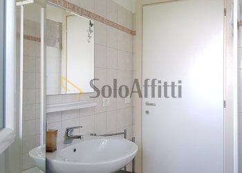 Angolo servizio - Three-room apartment Viale Torre Costiera, Città Sant'Angelo - photo 16