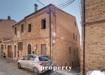 Casa indipendente Corso Vittorio Emanuele, Ripatransone - foto 1