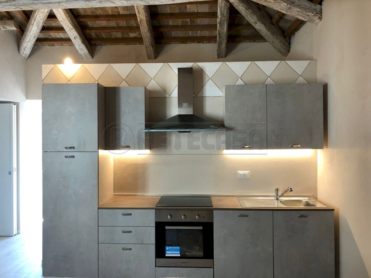 11 - Two-room apartment Bassano del Grappa - photo 3
