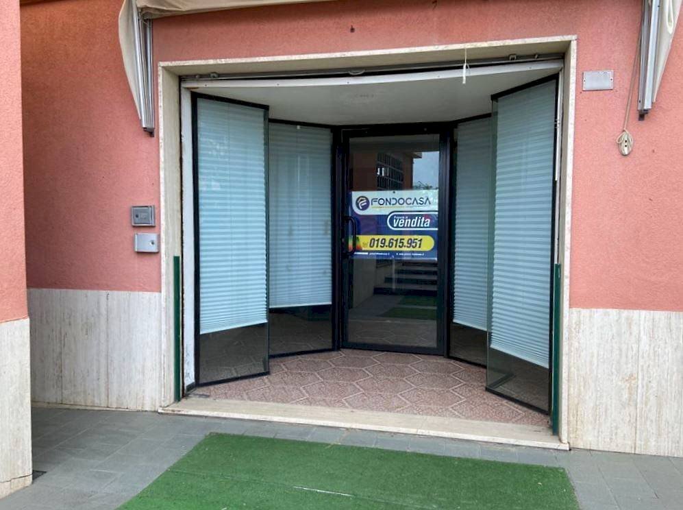 Commercial Premises Viale Europa, Pietra Ligure - photo 1
