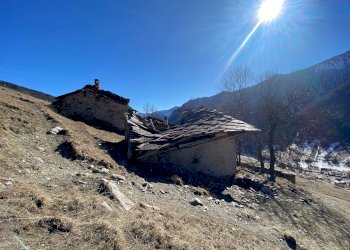 Rustic Località Grange Bernard, 12, Pontechianale - photo 1