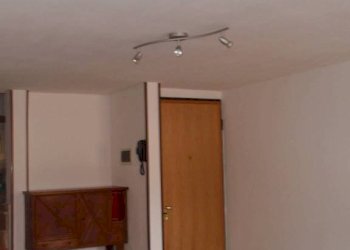 Ingresso - Two-room apartment via Fratelli Bandiera, Brescia (neighborhood Centro Storico) - photo 6