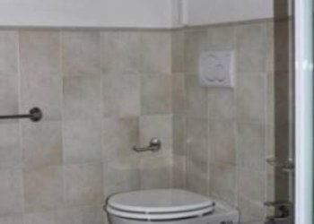 bagno - Two-room apartment via Fratelli Bandiera, Brescia (neighborhood Centro Storico) - photo 16