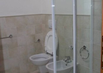 bagno - Two-room apartment via Fratelli Bandiera, Brescia (neighborhood Centro Storico) - photo 16