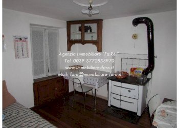 Casa indipendente piazza della Repubblica, 4, Gurro - foto 2