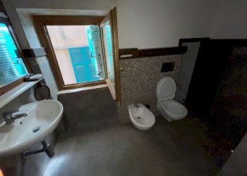 WhatsApp Image 2021-08-27 at 16.14.59 (1).jpeg - Casa semi indipendente Vezzano Ligure - foto 16