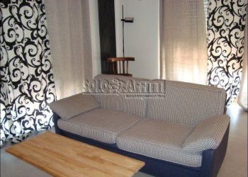 divano - Two-room apartment Via Posca 3, Bari (neighborhood Poggiofranco) - photo 7