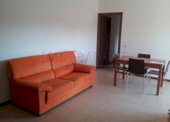 010.jpg - Four-room apartment Via Emilio Lussu 4, Legnago - photo 1