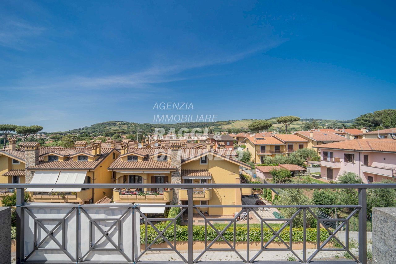 _DSC1918.jpg - Attic V. Guglielmo Quattrucci 153, Grottaferrata - photo 2