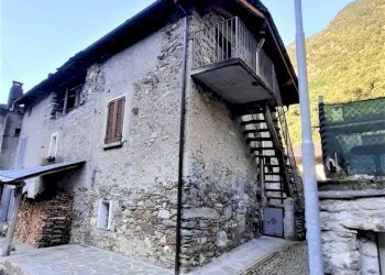 Villa a Schiera via Ponte Antognasco, Sondrio - foto 1