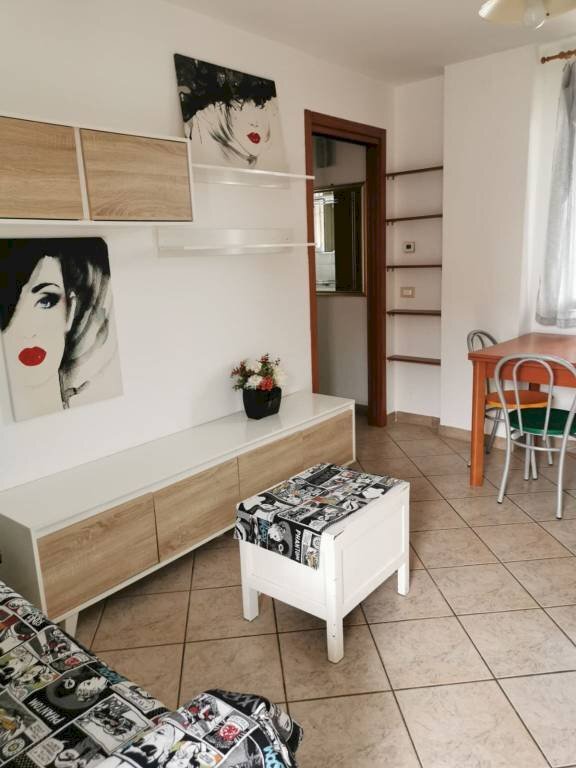 Cucina - Bilocale via Visconti Venosta, Bra - foto 1