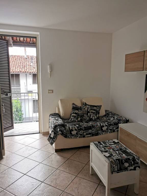 Salone - Bilocale via Visconti Venosta, Bra - foto 3
