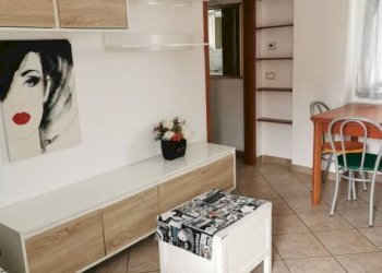 Cucina - Bilocale via Visconti Venosta, Bra - foto 1