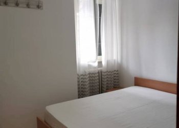 Camera da letto - Bilocale via Visconti Venosta, Bra - foto 4