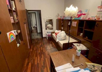 Camera da letto - Appartamento viale Vittorio Emanuele II, 21, Bergamo - foto 12