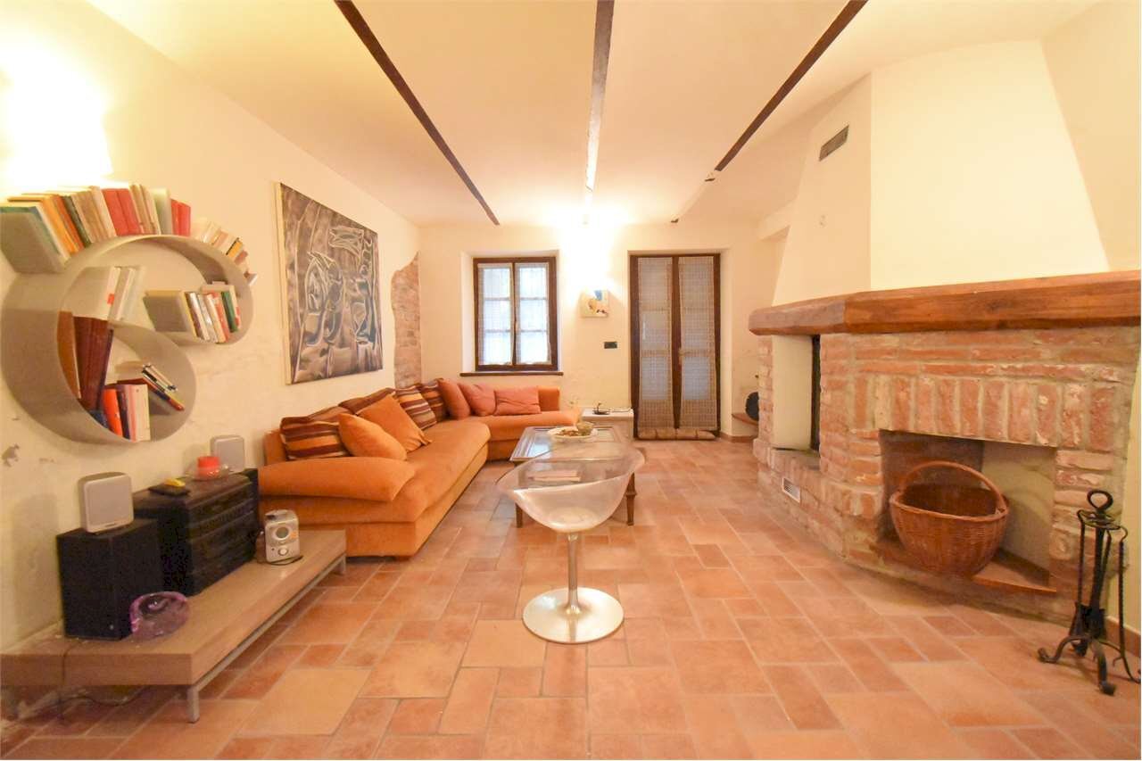 Porzione di casa Vezza d'Alba - foto 2