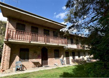 Porzione di casa Vezza d'Alba - foto 1