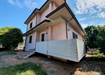 Villa a Schiera Fosdinovo - foto 1