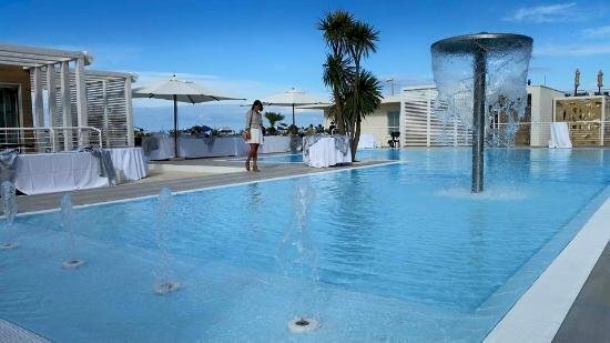 malu-beach-93.jpg - Stabilimento balneare Massa - foto 1