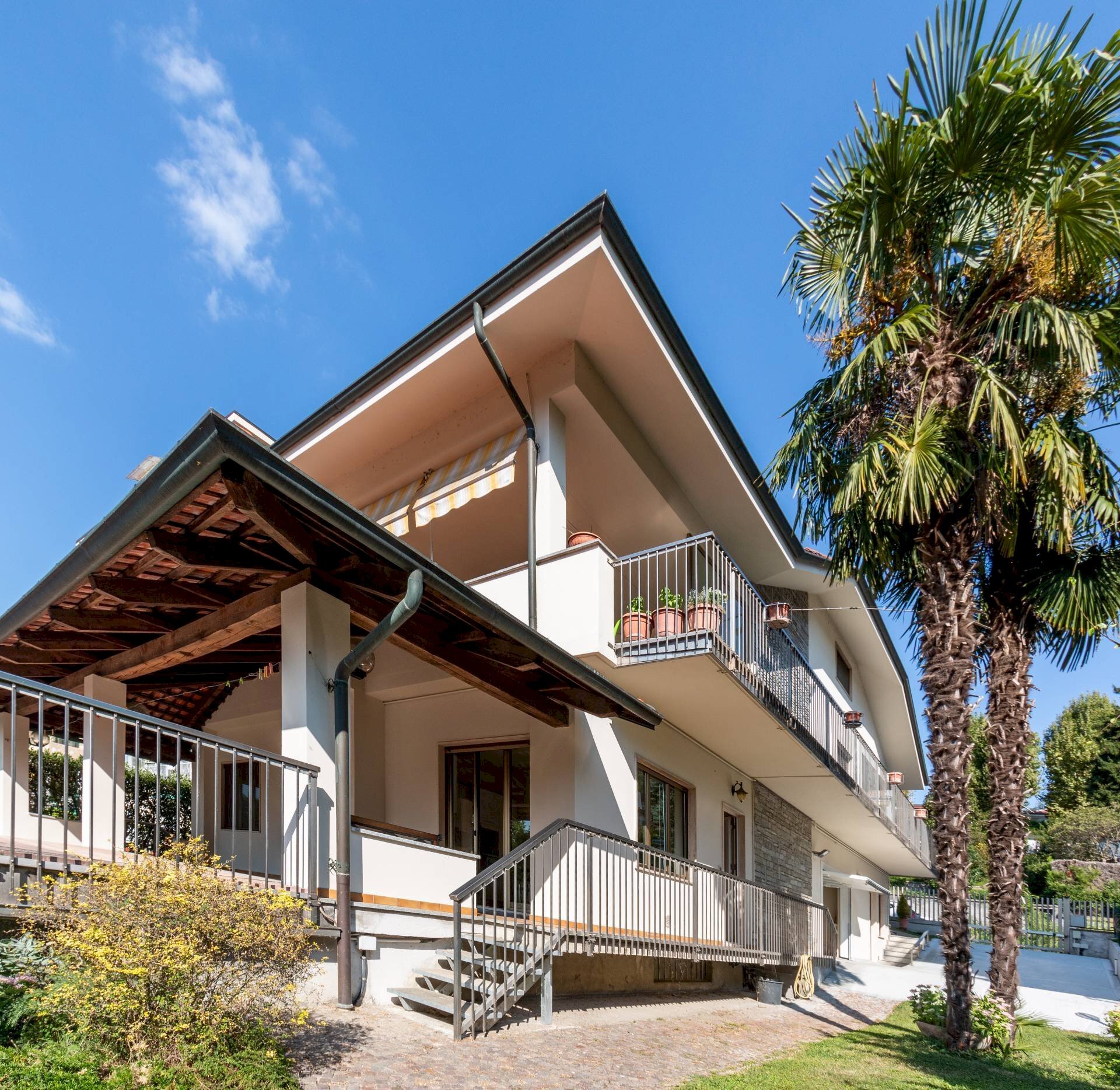 Single Family Villa Strada Torino, Moncalieri - photo 2