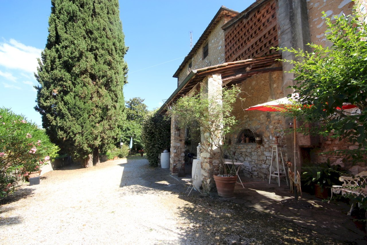 casa colonica in vendita a Lucca (49).JPG - Casale Lucca - foto 2