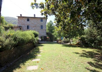 casa colonica in vendita a Lucca (42).JPG - Casale Lucca - foto 5