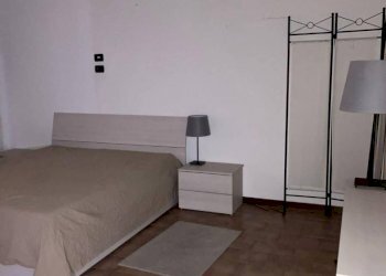 Camera da letto - Bilocale via dell'Oro, Bologna (zona Colli) - foto 9