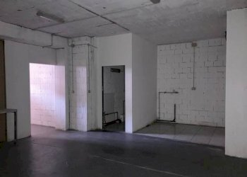 MAGAZZINO - Attività Commerciale via Vecchia di Buriasco, Pinerolo - foto 13