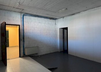 Magazzino - Commercial Activity via Vecchia di Buriasco, Pinerolo - photo 19