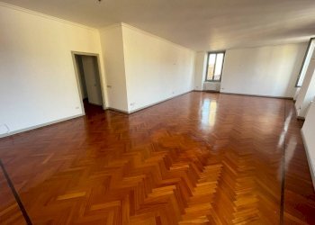 soggiorno - Quadrilocale Passaggio Roberto Bruni, Bergamo - foto 7