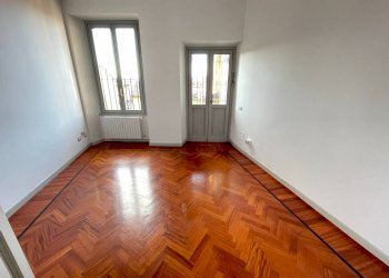 Camera da letto - Quadrilocale Passaggio Roberto Bruni, Bergamo - foto 9