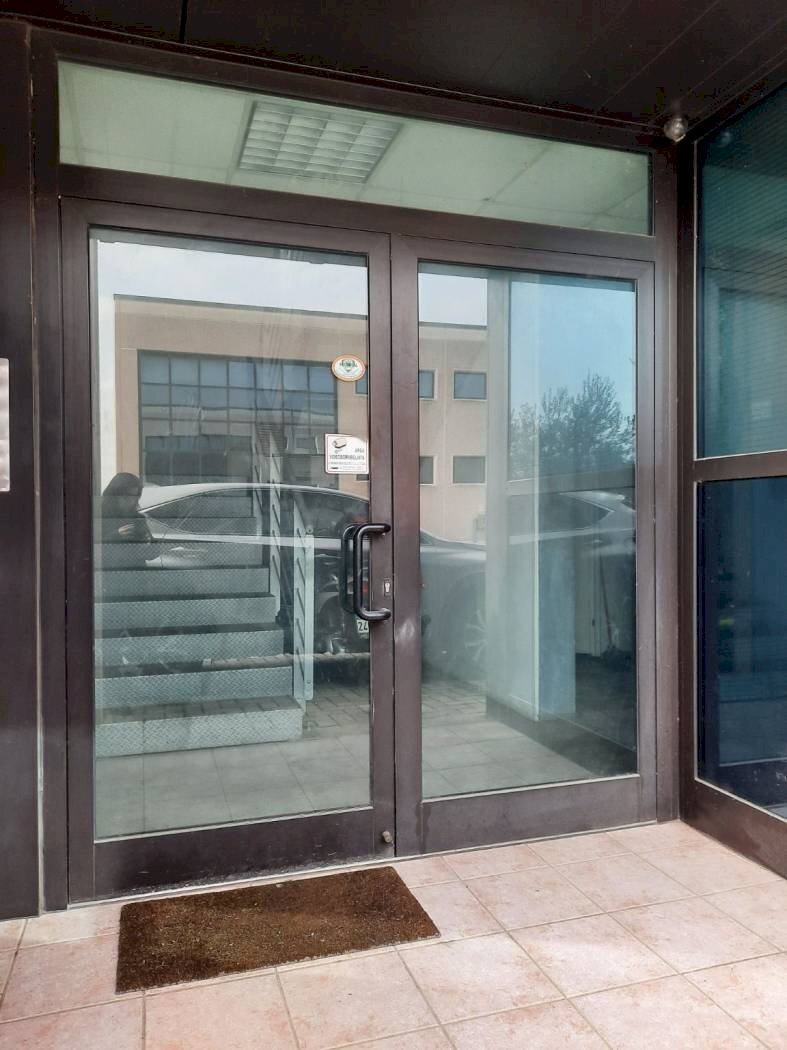 ingresso - Ufficio via Albert Einstein, Campi Bisenzio - foto 3