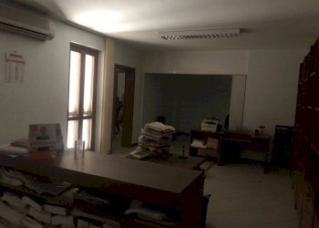 IMG-8152.jpg - Ufficio Montignoso - foto 2