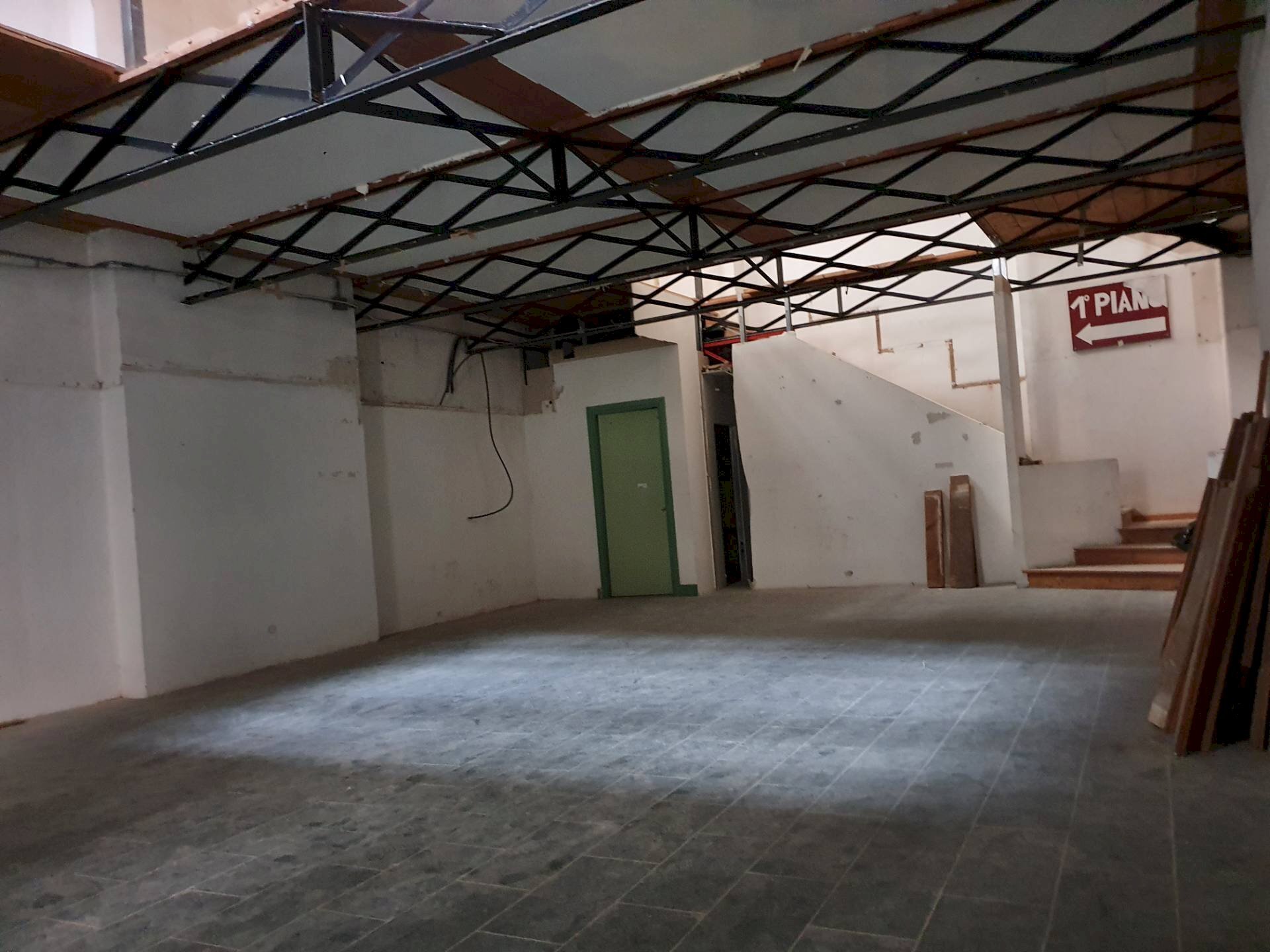 Attività Commerciale Piazza Santa maria, Lucca - foto 1