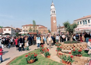 Mirano.in.fiore.jpg - Commercial Premises Mirano - photo 1