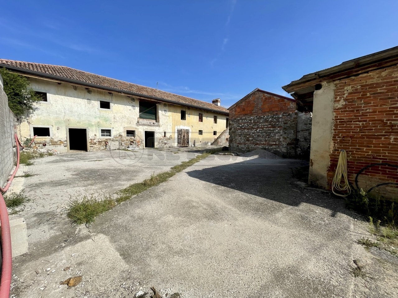 ESTERNI - Villa Via Merlana 18, Santa Maria La Longa - foto 3